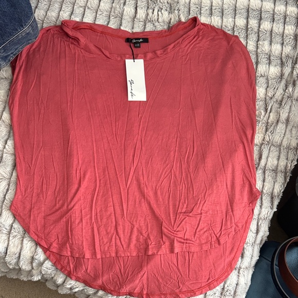 Signature Pink Short Sleeve Women's Top - Picture 1 of 3